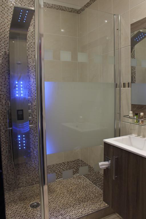 Le Love Spa Lyon Room photo