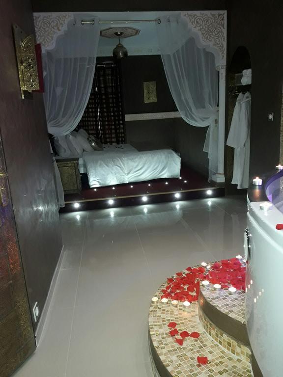 Le Love Spa Lyon Exterior photo